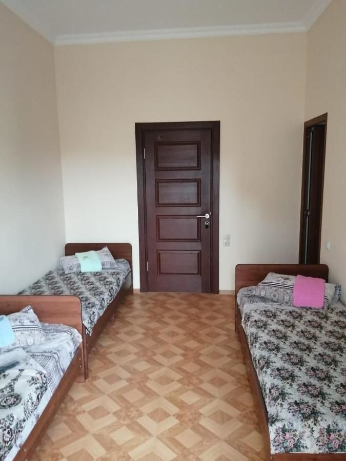 Гостевой дом Гостевой Дом  Сухум-28