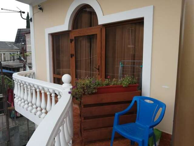 Гостевой дом Гостевой Дом  Сухум-13