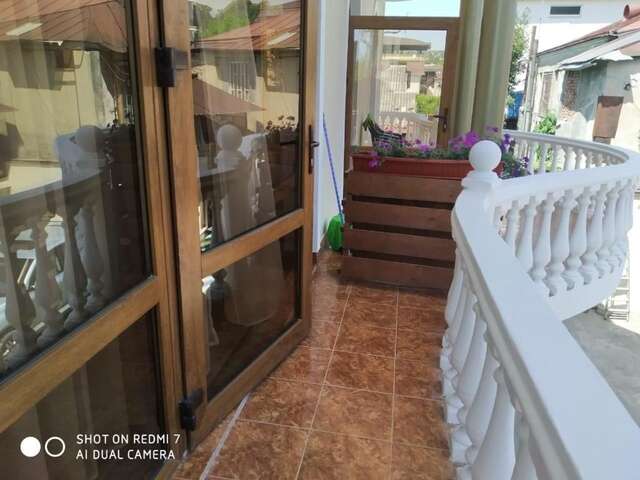 Гостевой дом Гостевой Дом  Сухум-40